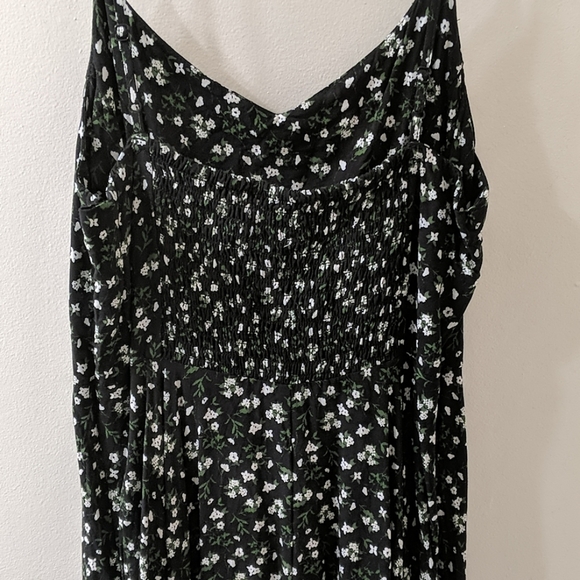 Floral Summer Dress - Picture 2 of 3